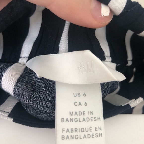 Blue and white striped shorts - Picture 5 of 5